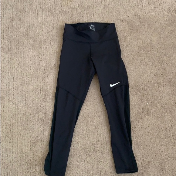 Black Nike leggings - Picture 1 of 2